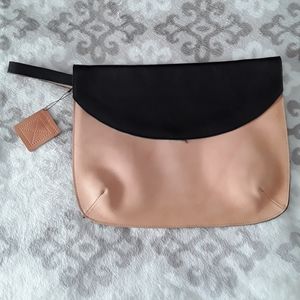 Graf & Lantz Wristlet Leather Clutch , Envelope Style, New Condition